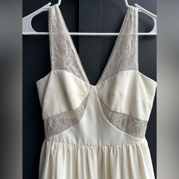 Max & Cleo Cream Lace Mini Dress - Picture 11 of 14